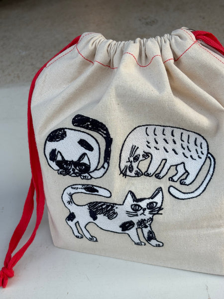 ミロコマチコ 刺繍巾着 ネコ