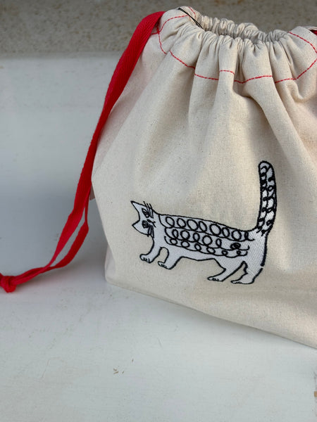 ミロコマチコ 刺繍巾着 ネコ