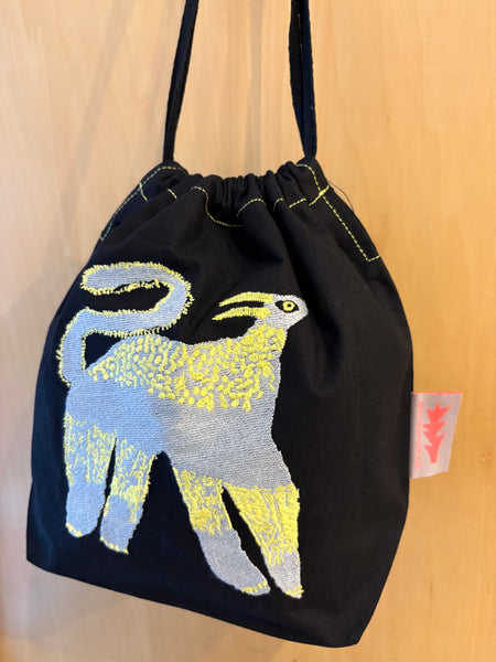ミロコマチコ 刺繍巾着 ネコ