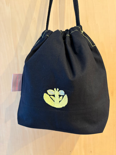 ミロコマチコ 刺繍巾着 ネコ